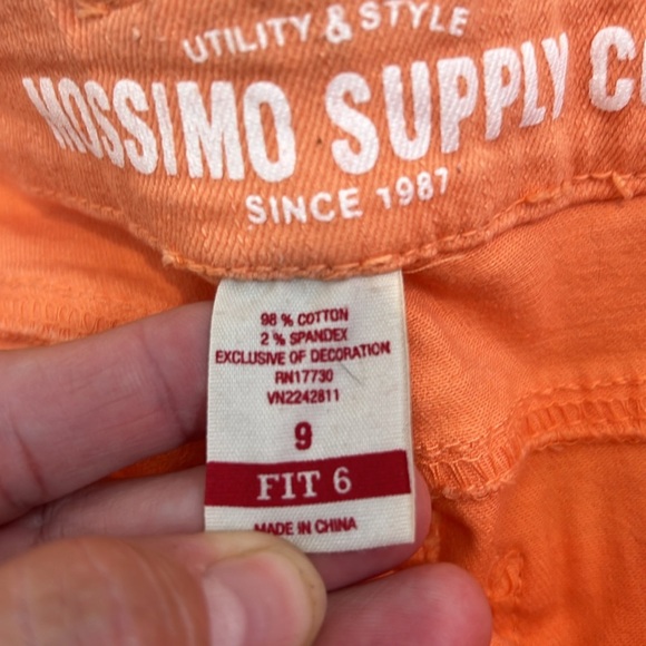 Mossimo Supply Co. Orange cuffed Jean Shorts Casual Style size 9. - Picture 7 of 7